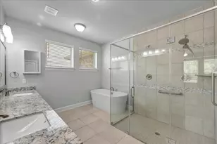 8033 SERENITY Dr, Pearland, TX 77584 - Photo 21