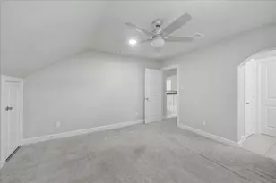 8033 SERENITY Dr, Pearland, TX 77584 - Photo 37