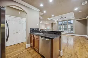 1376 Studer St, Houston, TX 77007 - Photo 13