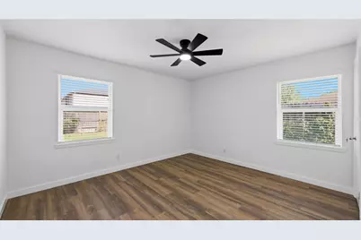 9109 Lugary Drive, Houston, TX 77074 - Photo 17