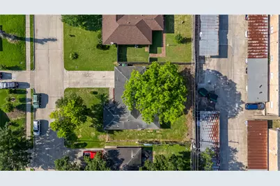 9109 Lugary Drive, Houston, TX 77074 - Photo 11