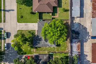9109 Lugary Dr, Houston, TX 77074 - Photo 11