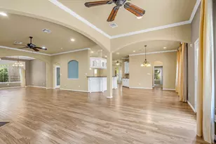 110 April Waters Dr W, Montgomery, TX 77356 - Photo 33