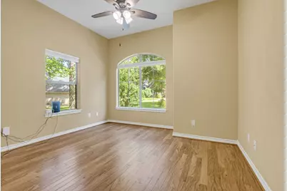 110 April Waters Drive W, Conroe, TX 77356 - Photo 17