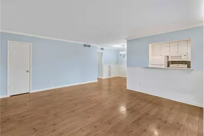 3809 N Braeswood Boulevard #30, Houston, TX 77025 - Photo 3