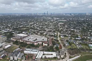 3809 N Braeswood Blvd, Houston, TX 77025 - Photo 31