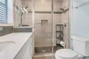 3809 N Braeswood Blvd, Houston, TX 77025 - Photo 17