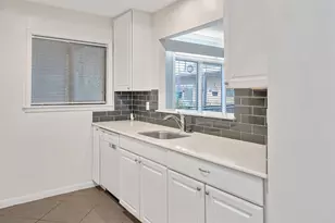 3809 N Braeswood Blvd, Houston, TX 77025 - Photo 9