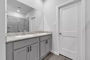 11923 Wisteria Mdws Dr, Willis, TX 77318 - Photo 17