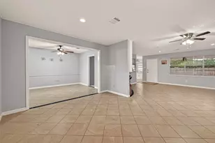 2107 Old Alvin Rd, Pearland, TX 77581 - Photo 7