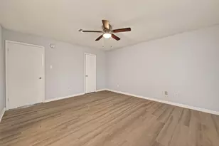 2107 Old Alvin Rd, Pearland, TX 77581 - Photo 35