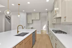 8923 Heirloom Ct, Manvel, TX 77578 - Photo 11