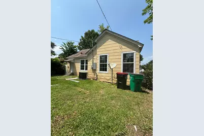 109 Schilling Street, Baytown, TX 77520 - Photo 9