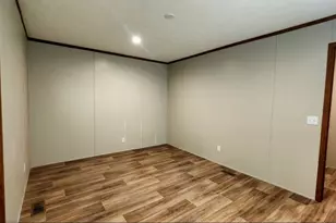 124 Lincoln Dr, Livingston, TX 77351 - Photo 9