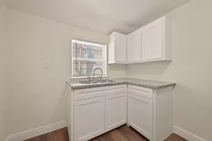 4901 Stimson St, Houston, TX 77023 - Photo 5