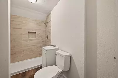4901 Stimson Street #2, Houston, TX 77023 - Photo 9