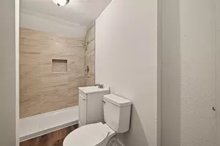 4901 Stimson St, Houston, TX 77023 - Photo 9