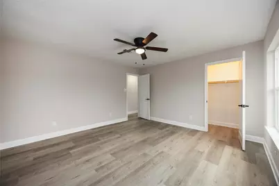 11302 White Gate Lane, Houston, TX 77067 - Photo 11