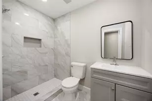 11302 White Gate Ln, Houston, TX 77067 - Photo 27