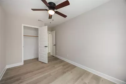 11302 White Gate Lane, Houston, TX 77067 - Photo 9