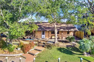 50 Lazy Ln, Kemah, TX 77565 - Photo 1