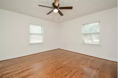 6422 Sherwood Drive, Houston, TX 77021 - Photo 19