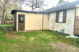 414 Frydek Rd, Sealy, TX 77474 - Photo 3