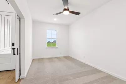 11402 Old Fashion Circle, Mont Belvieu, TX 77535 - Photo 5