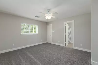 6815 Kingwood Glen Drive, Humble, TX 77346 - Photo 13