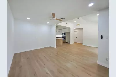 906 Dewalt Street, Houston, TX 77088 - Photo 5