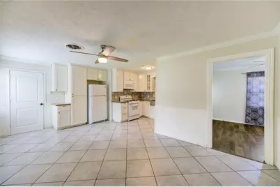 5317 Crestmont Street, Baytown, TX 77521 - Photo 9