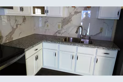 2809 Ball Front #2, Galveston, TX 77550 - Photo 17