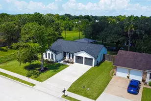 2514 Westfield St, Alvin, TX 77511 - Photo 3