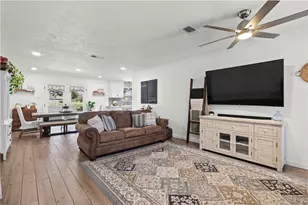 2514 Westfield St, Alvin, TX 77511 - Photo 7