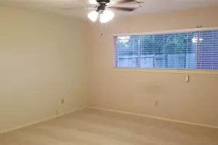 8807 Leader St, Houston, TX 77036 - Photo 11
