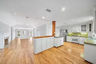 3115 Glen Haven Blvd, Houston, TX 77025 - Photo 3