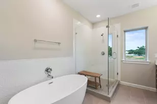 6024 T C Jester Blvd, Houston, TX 77091 - Photo 13