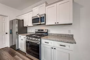 12721 Plummersville St, Houston, TX 77072 - Photo 7