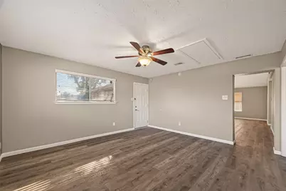 17043 Coachmaker Drive, Friendswood, TX 77546 - Photo 25