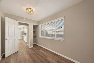 17043 Coachmaker Dr, Friendswood, TX 77546 - Photo 17