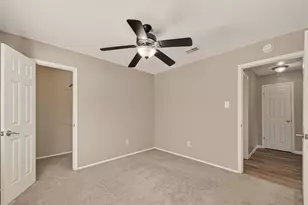 17043 Coachmaker Dr, Friendswood, TX 77546 - Photo 27