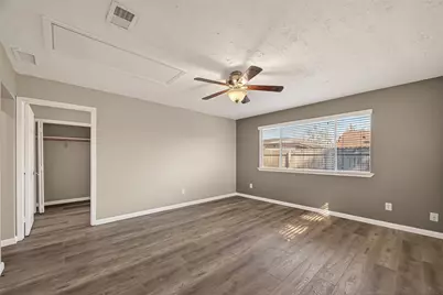 17043 Coachmaker Drive, Friendswood, TX 77546 - Photo 23