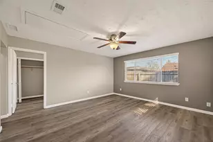 17043 Coachmaker Dr, Friendswood, TX 77546 - Photo 23