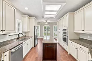 7935 S Wellington Ct, Houston, TX 77055 - Photo 17