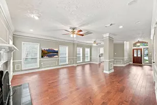 7935 S Wellington Ct, Houston, TX 77055 - Photo 11