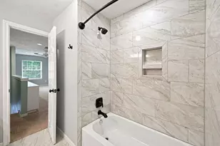 7935 S Wellington Ct, Houston, TX 77055 - Photo 41