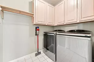 7935 S Wellington Ct, Houston, TX 77055 - Photo 49