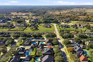 2875 Match Point Ln, Friendswood, TX 77546 - Photo 49