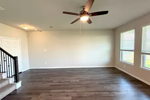 5426 James Michael Dr, Rosharon, TX 77583 - Photo 9