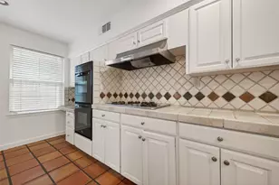 5643 Piping Rock Ln, Houston, TX 77056 - Photo 21
